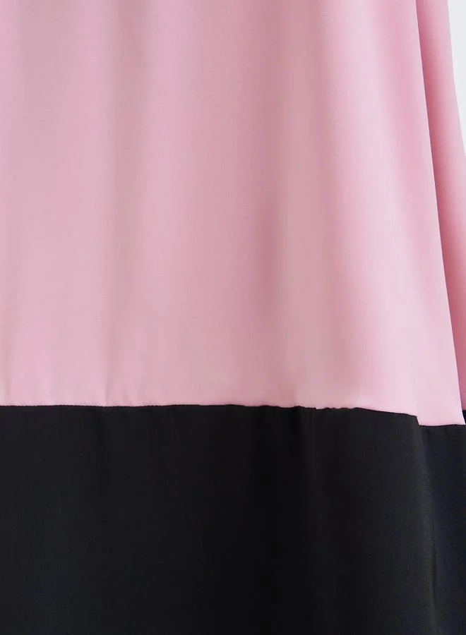 Styli Women Contrast Hem Color Block Maxi Skirt